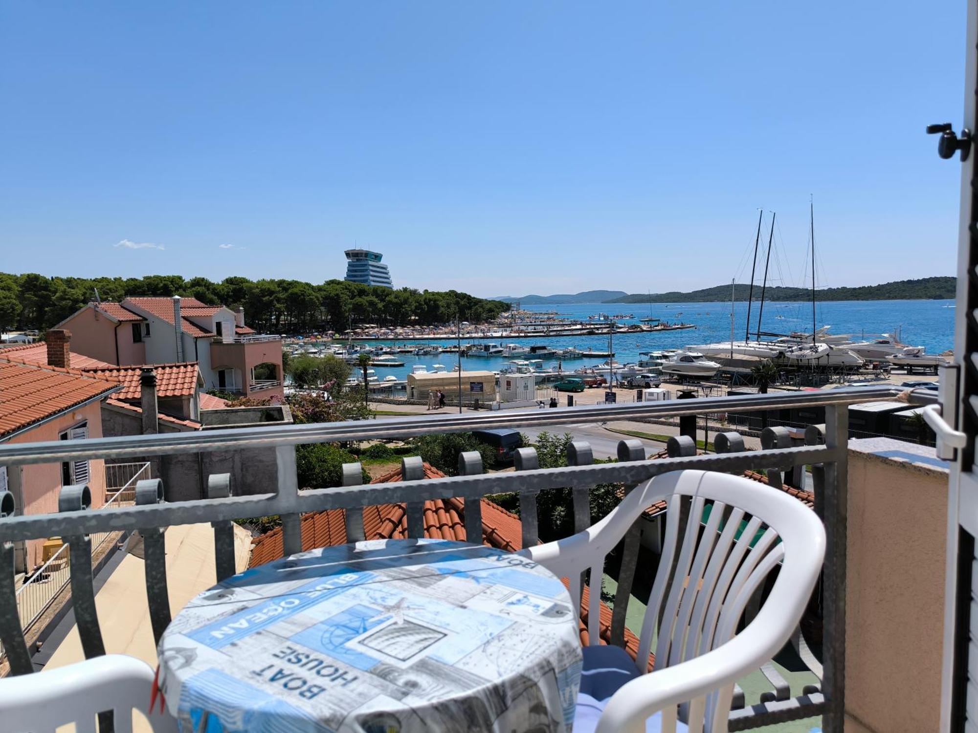 Apartments & Room Marina View Vodice Luaran gambar